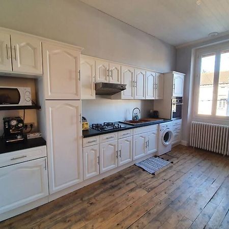 Appartement Spacieux, Wifi ,Cafe A Volonte Blaye-Les-Mines Екстериор снимка
